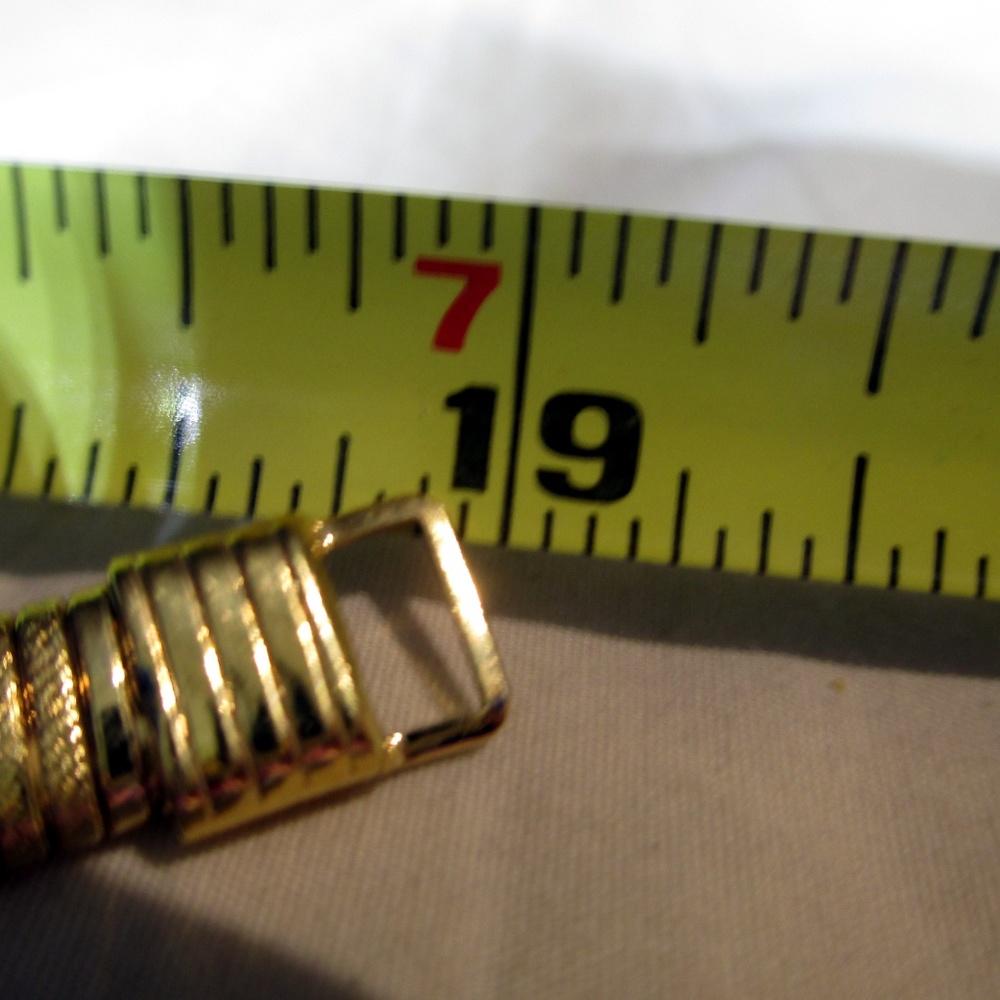 Vintage 19 Inch Stunning Unique Gold Tone Necklace - Picture 6 of 12